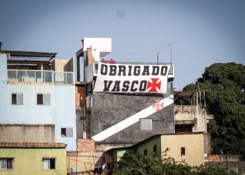 Resistir e Reforçar: Em parceria com a Barreira, Vasco lança projeto social em São Januário