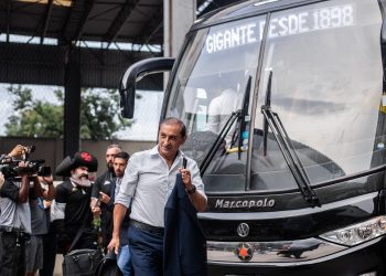 Jogadores recuperados e provável escalação: Ramón Díaz planeja o time titular do Vasco contra o Fortaleza