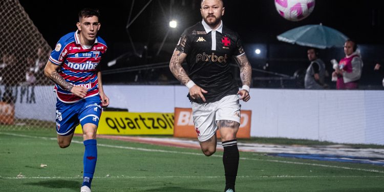 Ramón Díaz avalia opções para possíveis ausências de Marlon Gomes e Rossi contra o Flamengo