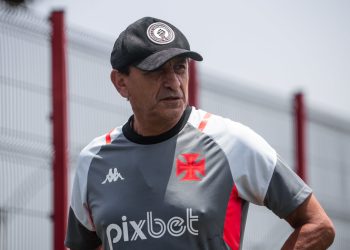 Motivos que causaram a queda de rendimento do Vasco
