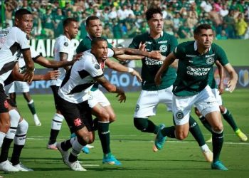 Vasco reduziu chance de cair com empate contra Goiás