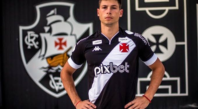 Clube avança e pode contratar jogador do Vasco