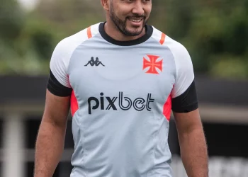 Escalação do Vasco contra o Fortaleza