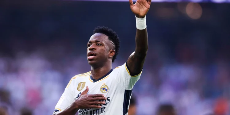 Ex-Vasco expõe triste realidade na Espanha sobre o racismo e defende Vini Jr