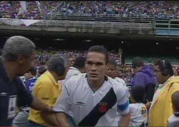 Ex-capitão do Vasco é condenado por tráfico de drogas