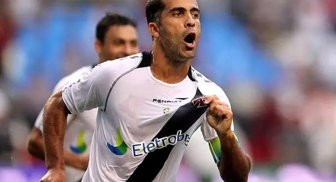 Ídolo do Vasco, Felipe surpreende ao assinar com clube carioca