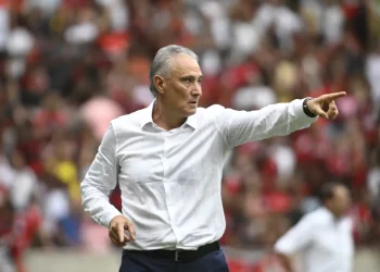Tite elogia Pablo Vegetti: 'Ataca como poucos'