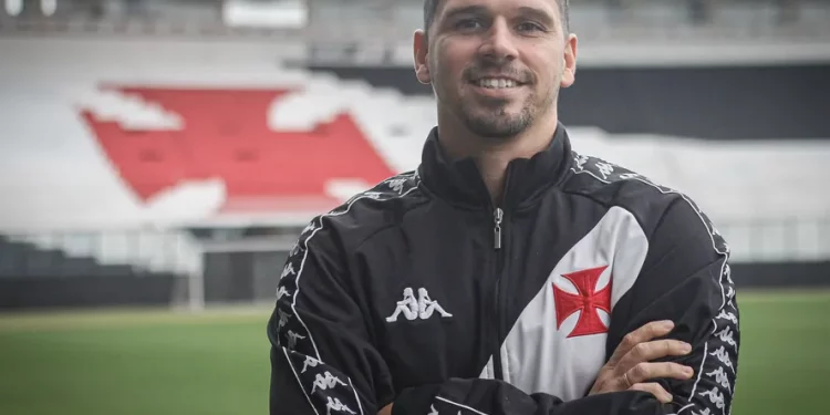 Vasco anuncia contratação importante para o futebol feminino