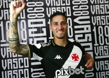 Vasco vai comprar o meia Bruno Praxedes? Entenda a situação