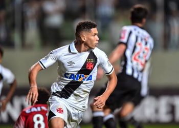 Paulinho recebe proposta da Europa e Vasco pode ganhar milhões; entenda