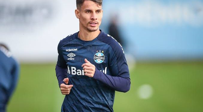 Tem vaga? Ferreirinha não vai renovar com o Grêmio