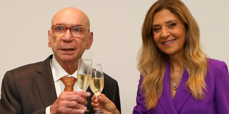 CREFISA NO VASCO? Empresa pode ser a nova patrocinadora master, diz jornalista