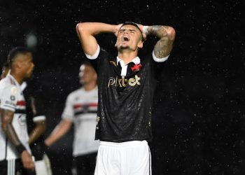 Árbitro de Athletico-PR x Vasco deixa torcedores com receio