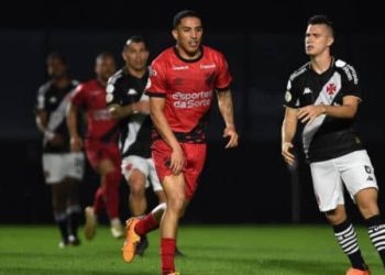 Sem Premiere e Globo, saiba como assistir Athletico-PR x Vasco