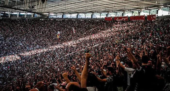 Brasileirão: Vasco é o segundo clube que leva mais torcedores nos jogos fora de casa