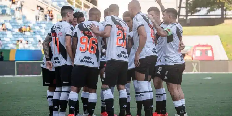 Escalação do Vasco contra o Cruzeiro