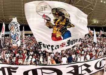 Maior torcida organizada do Vasco afirma que não vai aturar mais erros contra o time no Brasileirão