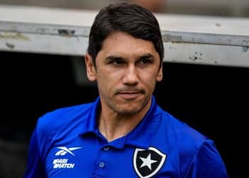 Botafogo tem vários desfalques para enfrentar o Vasco e ainda pode aumentar