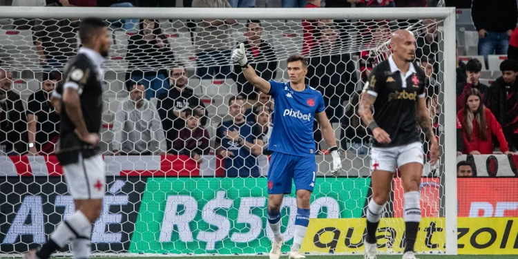 Como assistir Vasco x Corinthians ao vivo