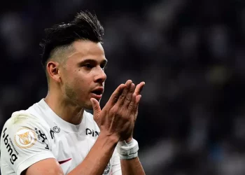 Corinthians aumenta tabu e chega a 22 partidas sem perder para o Vasco