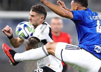 Confira os melhores momentos de Cruzeiro 2 x 2 Vasco pelo Brasileirão
