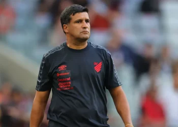 Athletico-PR contará com retorno de 4 jogadores para enfrentar o Vasco