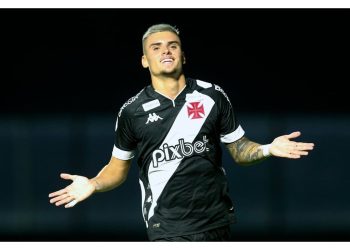 Gabriel Pec é o artilheiro do Vasco na década