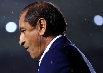 777 se irrita com atitude de Ramón Díaz, técnico do Vasco