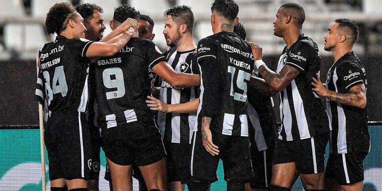 Rival: Botafogo não terá desfalque de atacante contra o Vasco