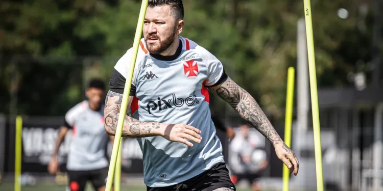 Vasco chega embalado para enfrentar o América e vai ganhar reforços