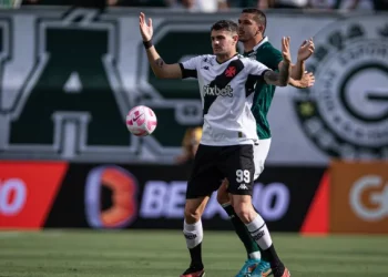 Vegetti será julgado, e Vasco pode usar efeito Eurico Miranda