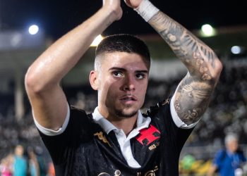 Palmeiras e Atlético-MG estão de olho em Gabriel Pec, do Vasco