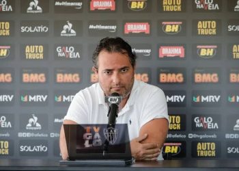 Atlético-MG pode lucrar com o mercado do Vasco; entenda