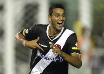 Souza antecipa pré-temporada e pode ser o primeiro reforço do Vasco