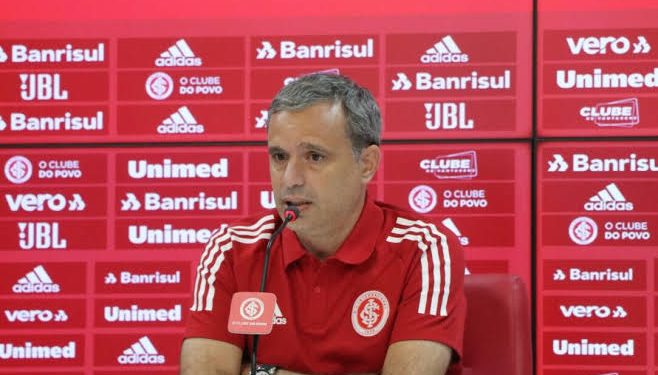 Vasco quer coordenador que trabalhou com Julian Álvarez e Enzo Fernandez na base