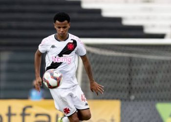 Tempo de contrato e interesse de rival: entenda o empréstimo de Riquelme, do Vasco, para o Sport