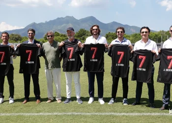 777 age internamente e 3 jogadores vão renovar com o Vasco