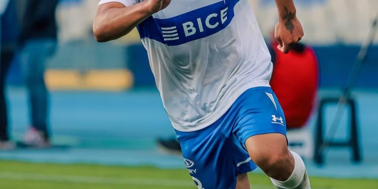 Alexander Aravena: saiba o valor da compra do jogador sondado no Vasco