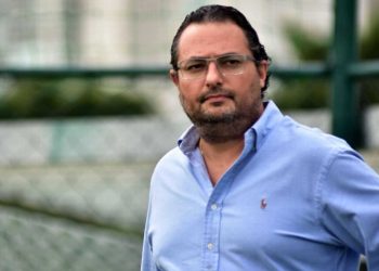 Alexandre Mattos desembarca no Rio e afirma: "As estrelas são os jogadores"