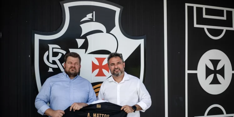 Alexandre Mattos participa de reuniões da 777 e dá primeiros passos no Vasco