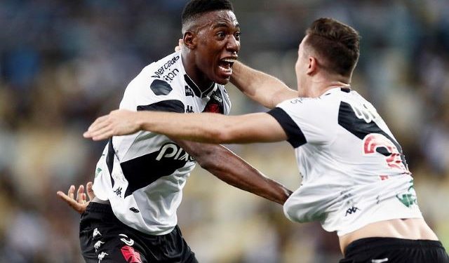 Bahia avalia contratar zagueiro do Vasco que custou R$ 16 milhões