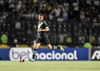 De Lucca está 100% e quer buscar espaço no Vasco em 2024