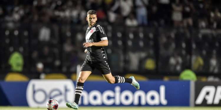 De Lucca está 100% e quer buscar espaço no Vasco em 2024