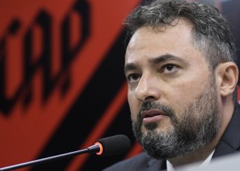 Confira os primeiros passos de Alexandre Mattos no Vasco