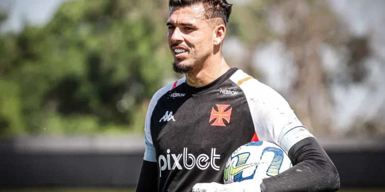 Diretoria do Coritiba nega acerto com Ivan