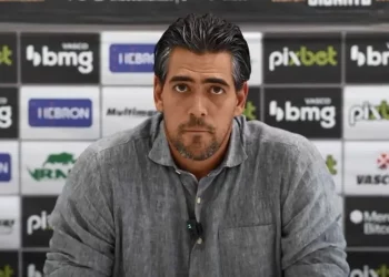 Dona do Vasco, 777 ficou revoltada com Bracks por diretor ignorar craque na primeira janela