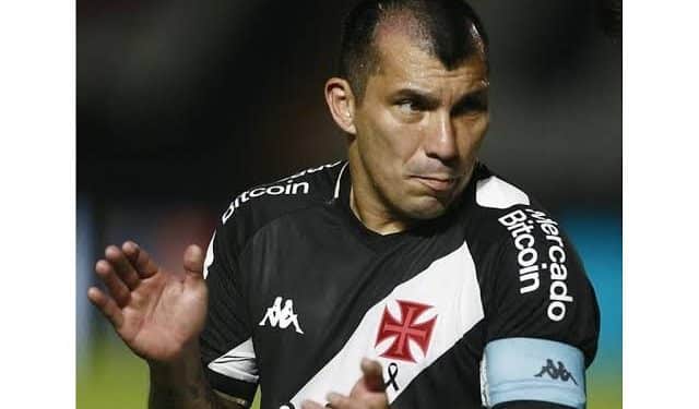 Medel demonstra mais uma atitude gigantesca no Vasco