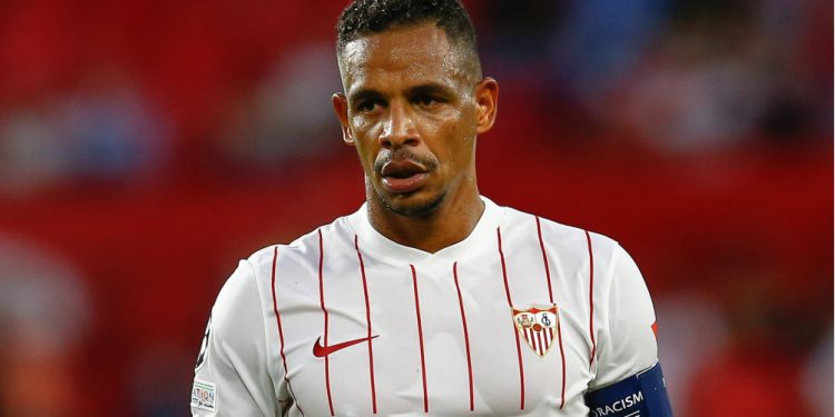 Fernando é disputado por Vasco e Cruzeiro: volante terá que decidir entre projeto a longo prazo ou vontade própria