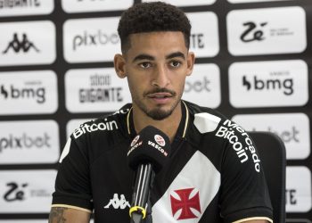 Jefferson deve cumprir contrato no Vasco