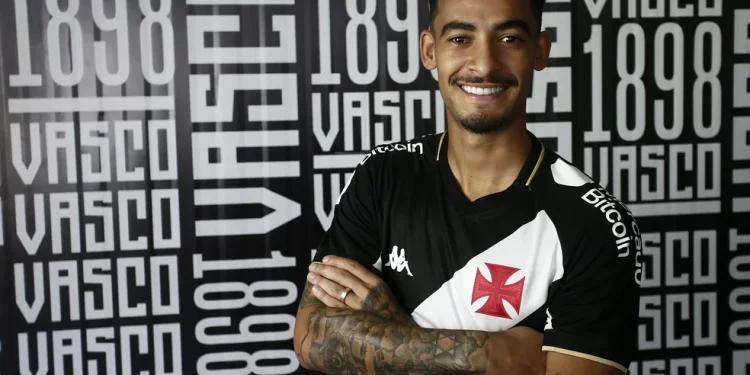 Jogador que nunca atuou pelo Vasco deve permanecer em 2024